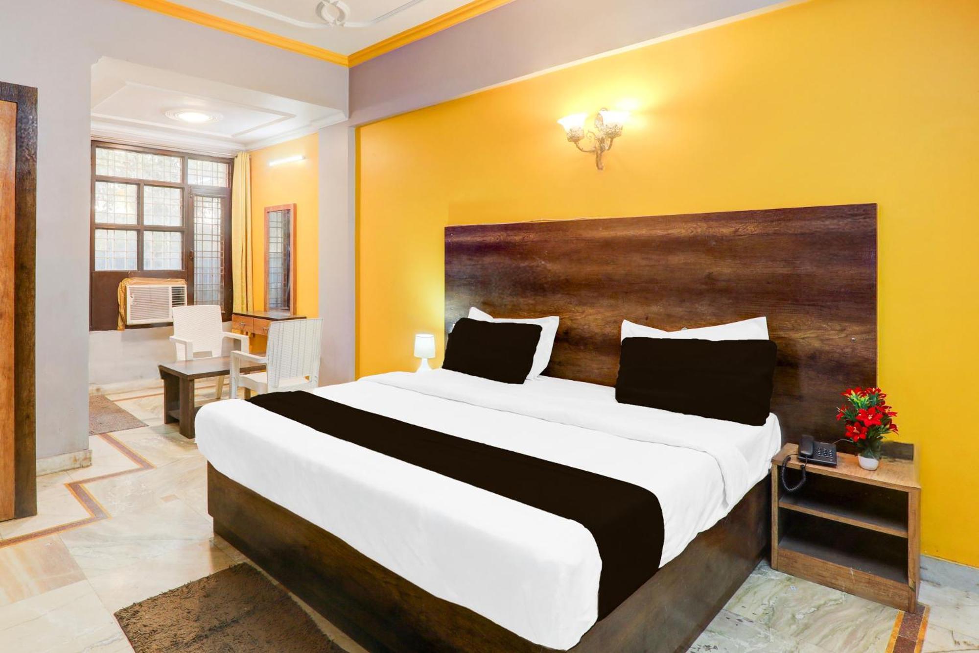 Super Hotel O Insaf Nagar Munshipuliya Formerly Vibrant Chinhat Ngoại thất bức ảnh