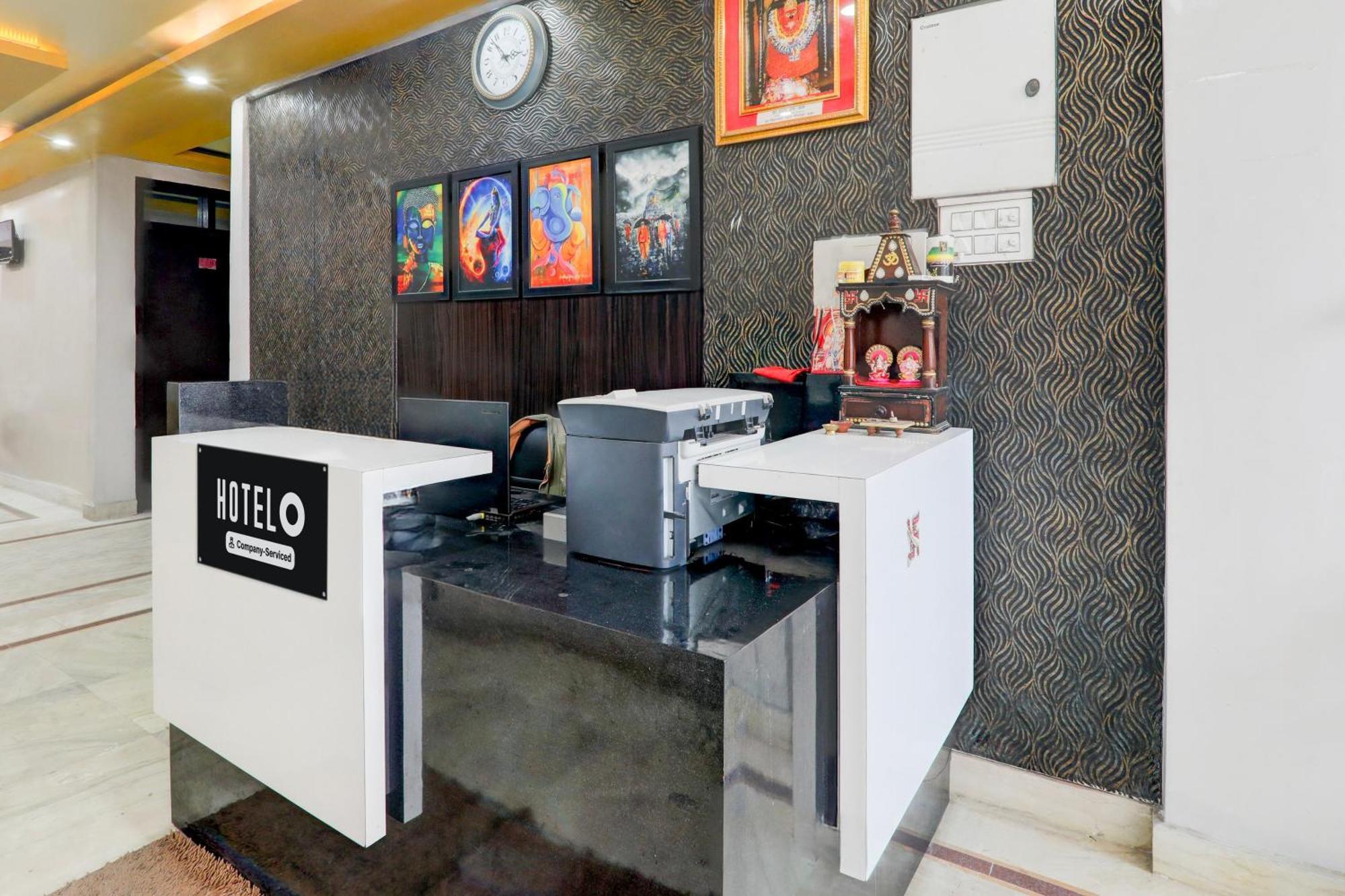 Super Hotel O Insaf Nagar Munshipuliya Formerly Vibrant Chinhat Ngoại thất bức ảnh